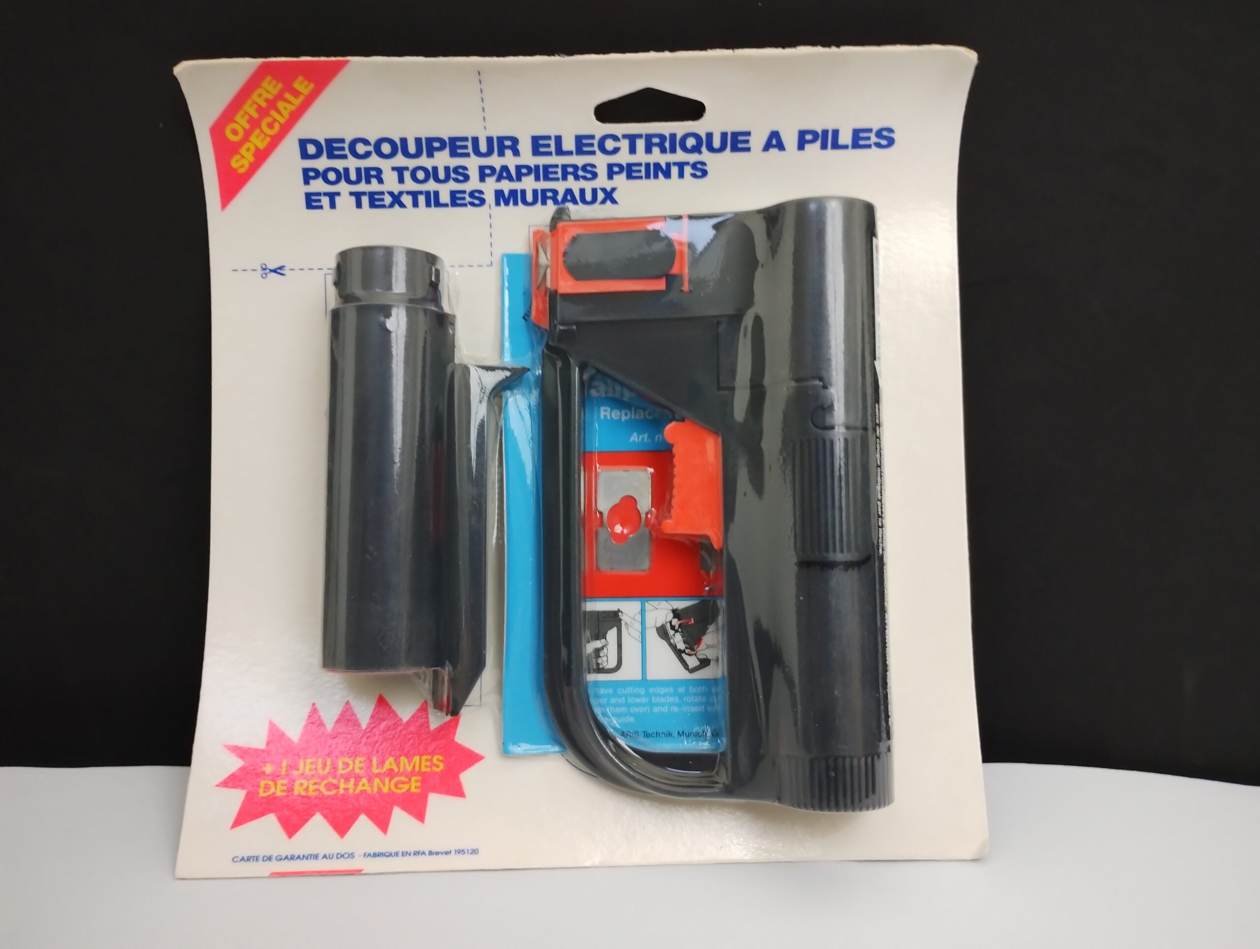 Découpeur électrique papier peint carton textiles