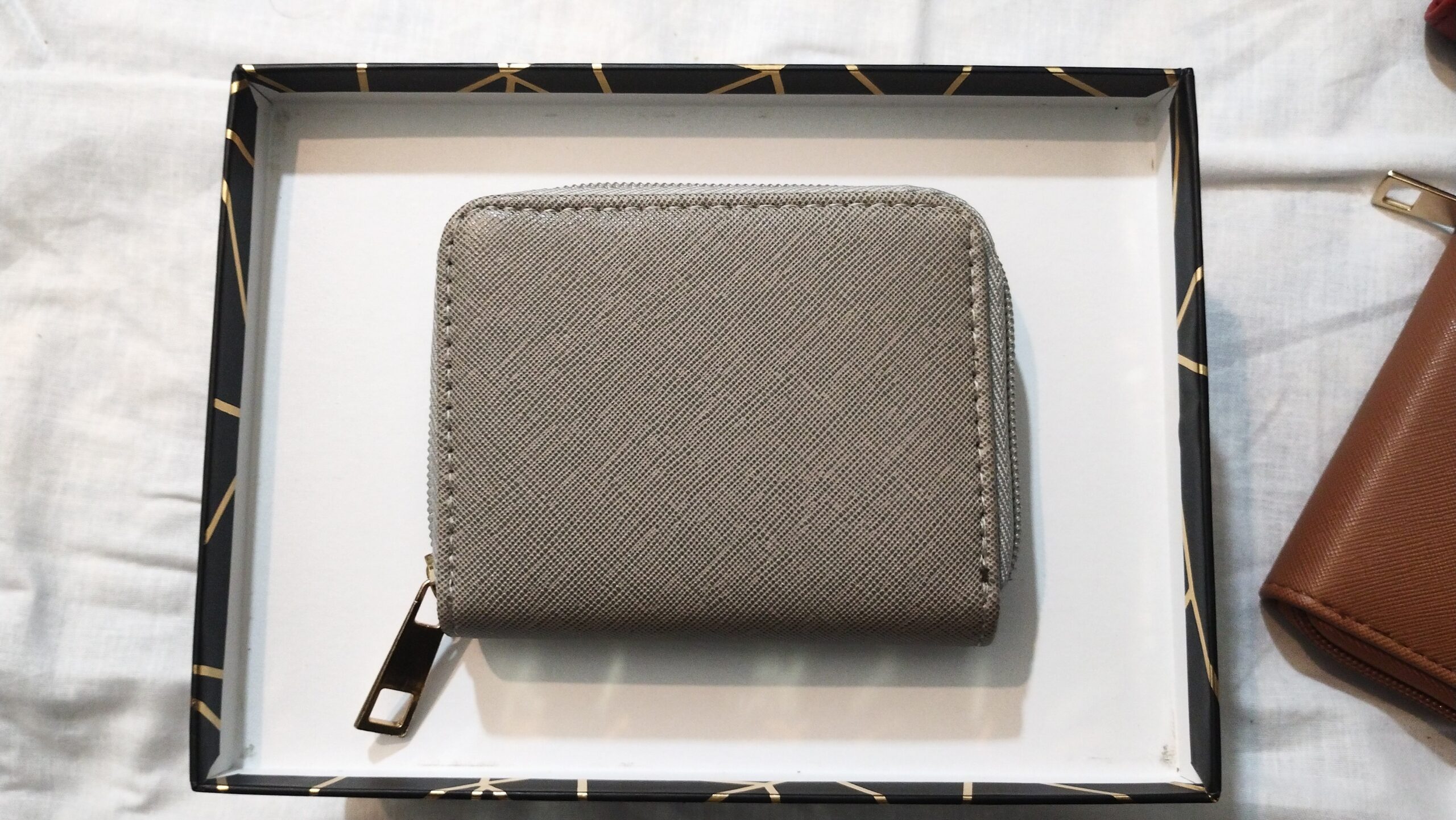 Portefeuille chic similicuir unicolore – Image 4