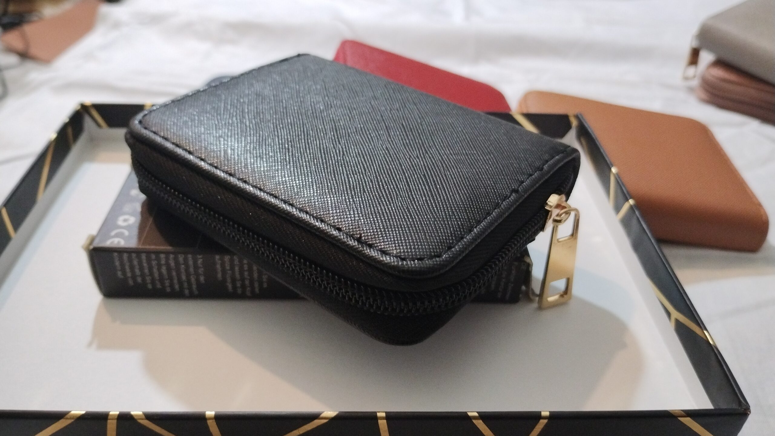 Portefeuille chic similicuir unicolore – Image 12