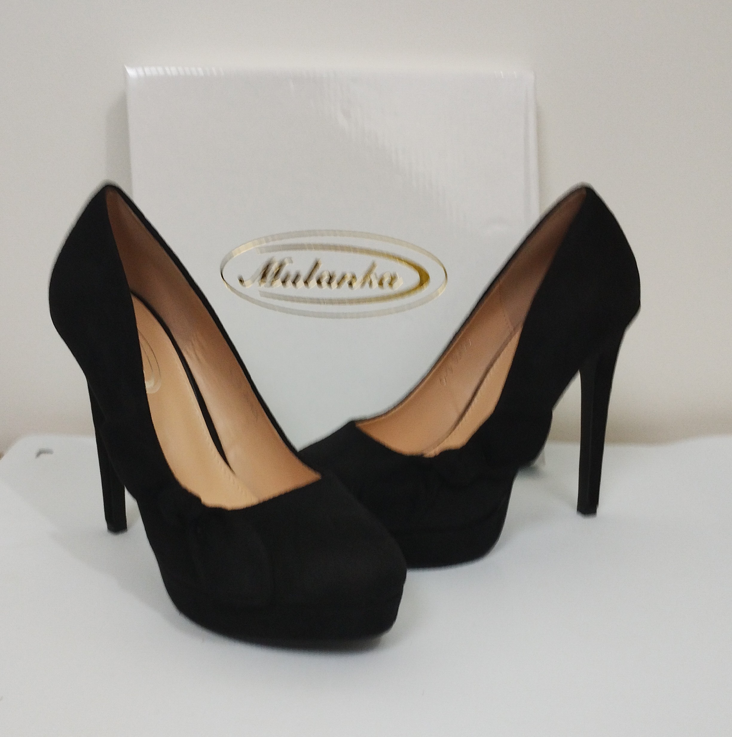 Escarpins en daim noir avec noeud – Image 4