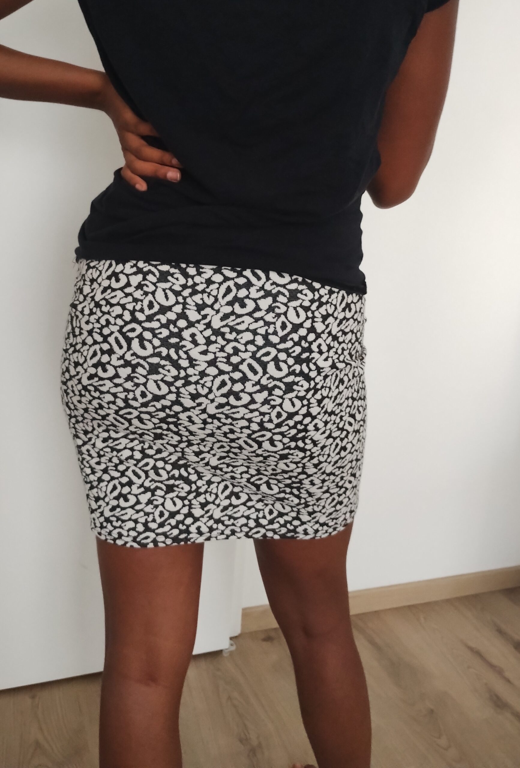 Jupe Cache-Cache Imprimé Vintage T38 – Image 3