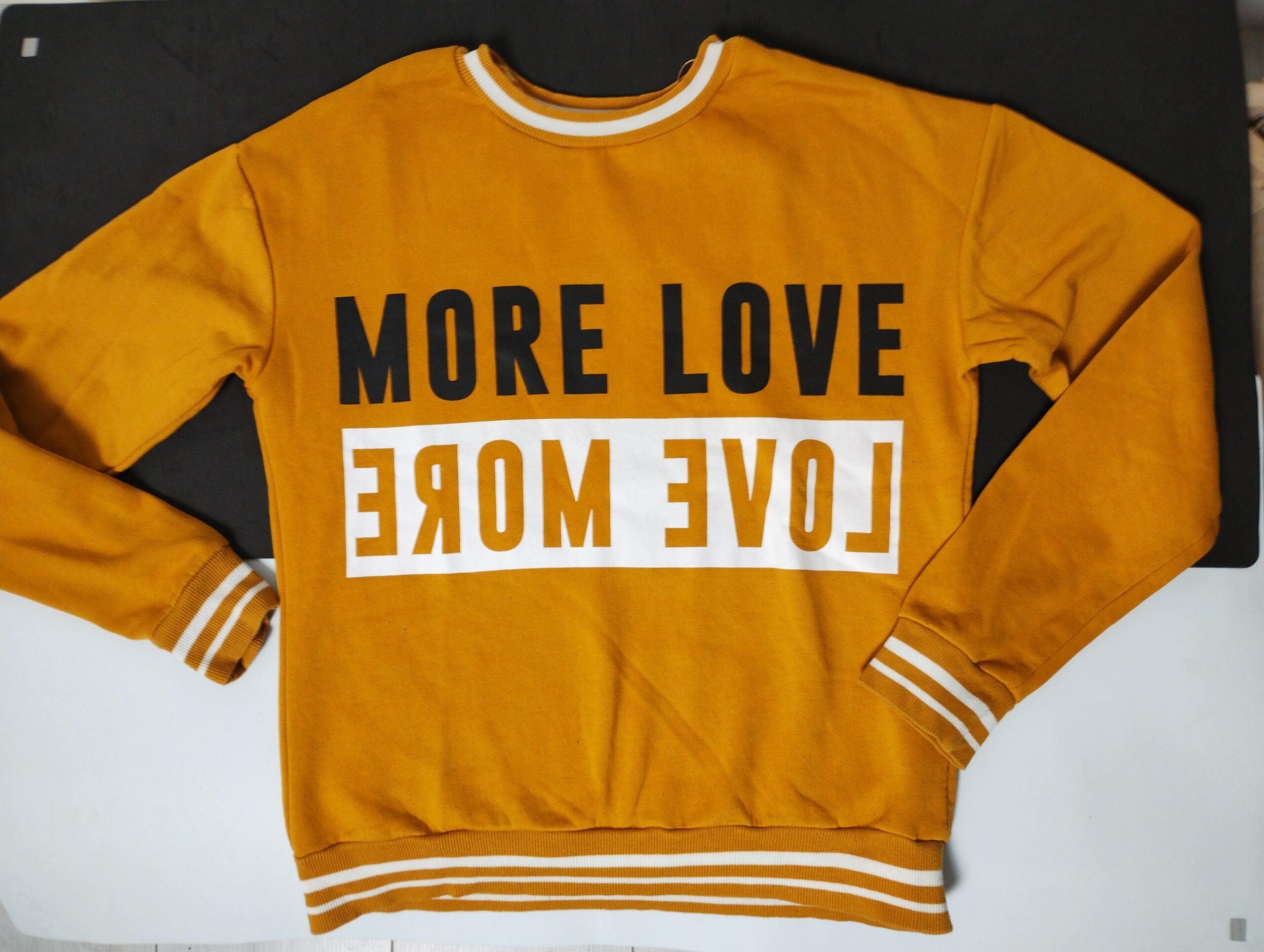 Sweat Jennyfer Jaune Avec Écritures Taille S