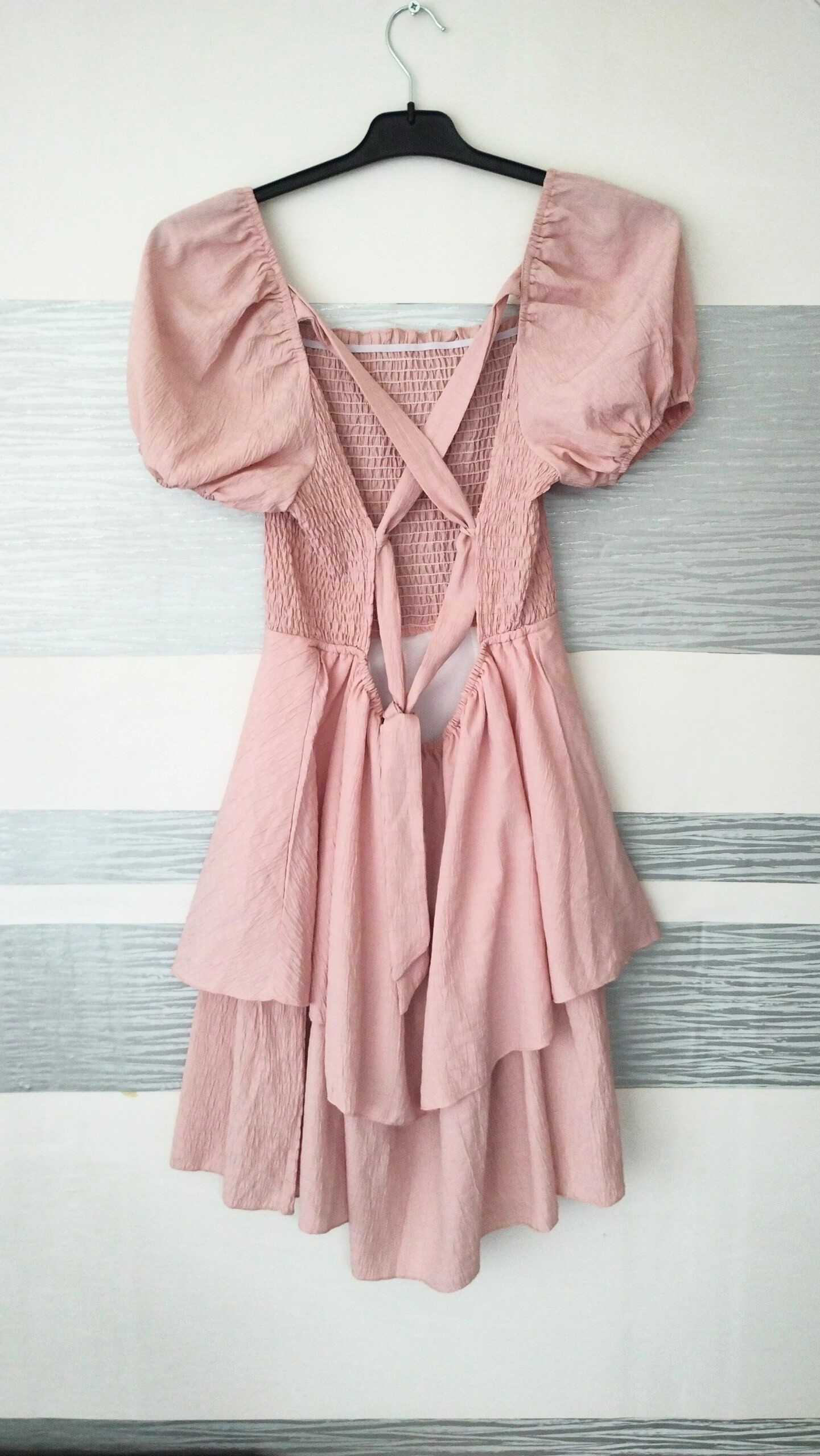 Robe Princesse Rose Shein Taille M – Image 4