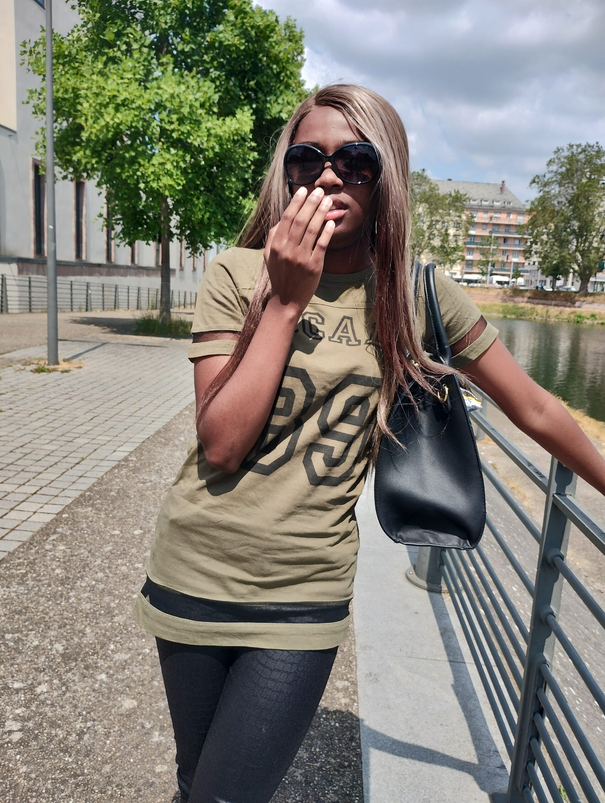 T-Shirt Streetwear Avec Écriture New Yorker Taille XS – Image 3