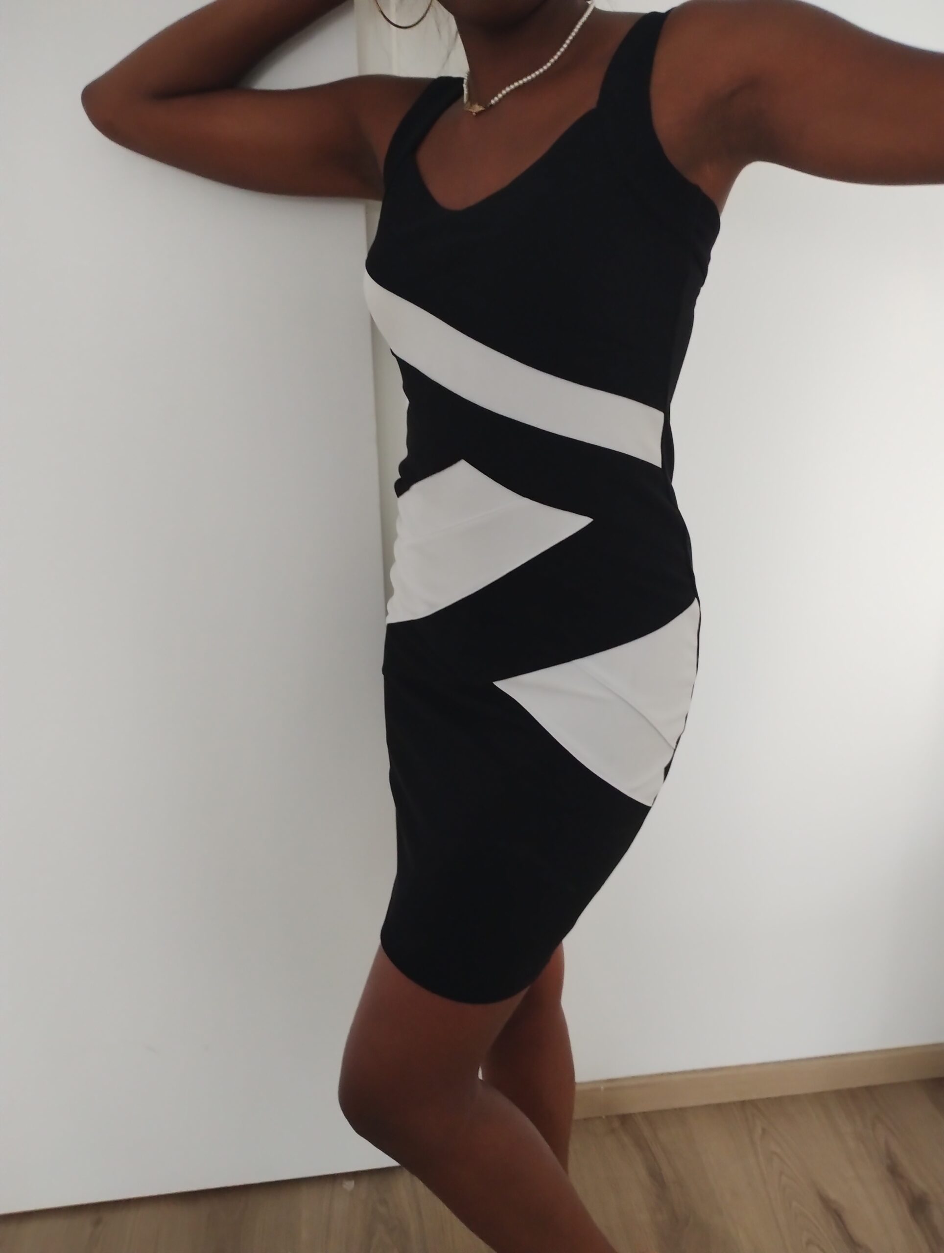 Robe moulante MIM T36 – Image 4