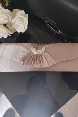 Sac pochette de soirée glamour beige