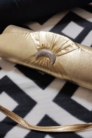 Sac pochette de soirée glamour doré