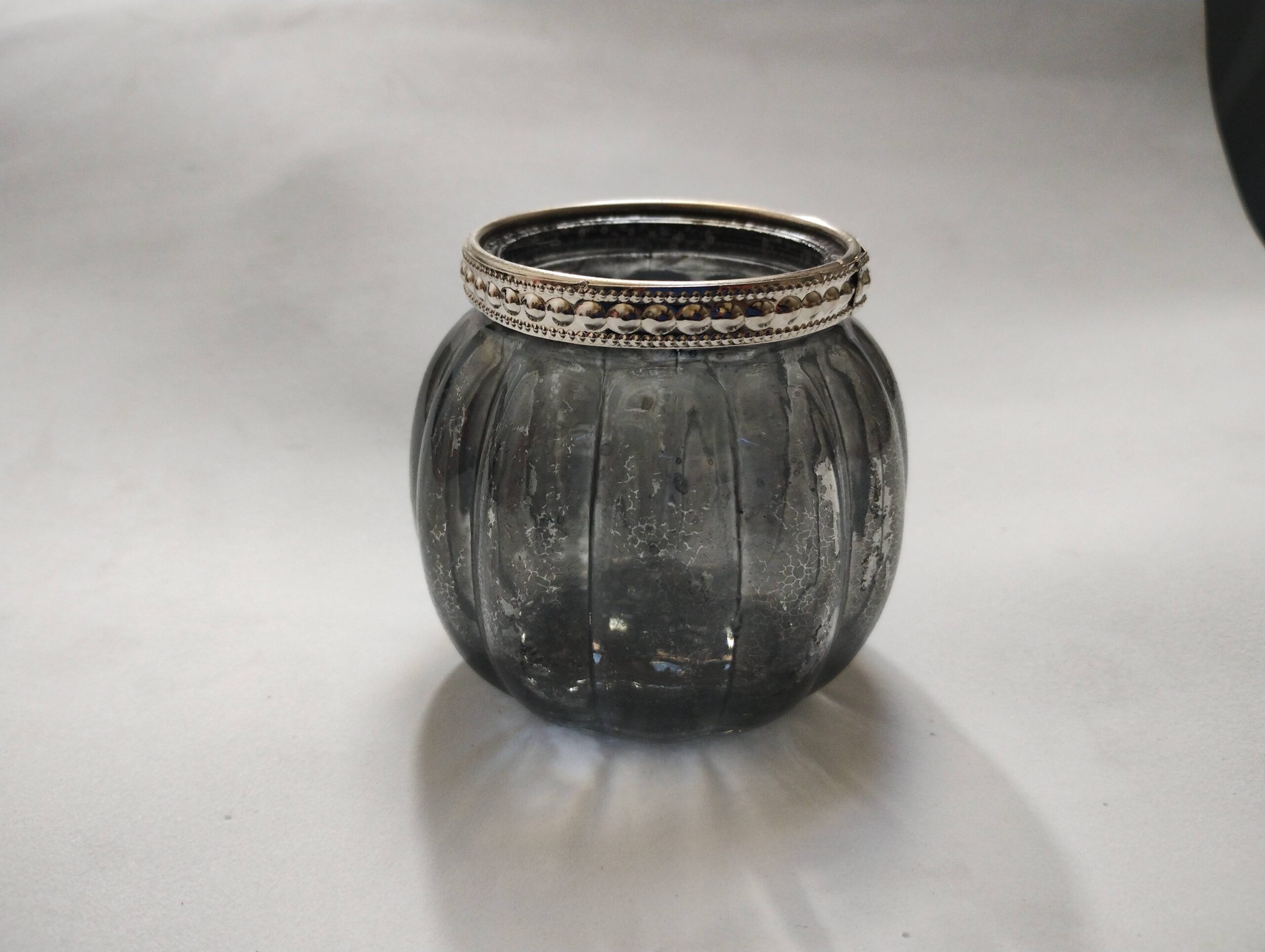 Photophore bougeoir citrouille avec collier strass gris