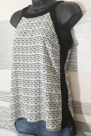 Top chic ras du cou imprimé