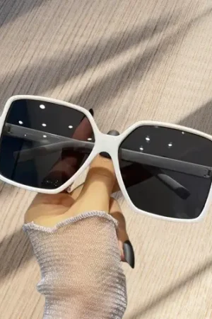 Nice Lunettes chics oversize blanches 427