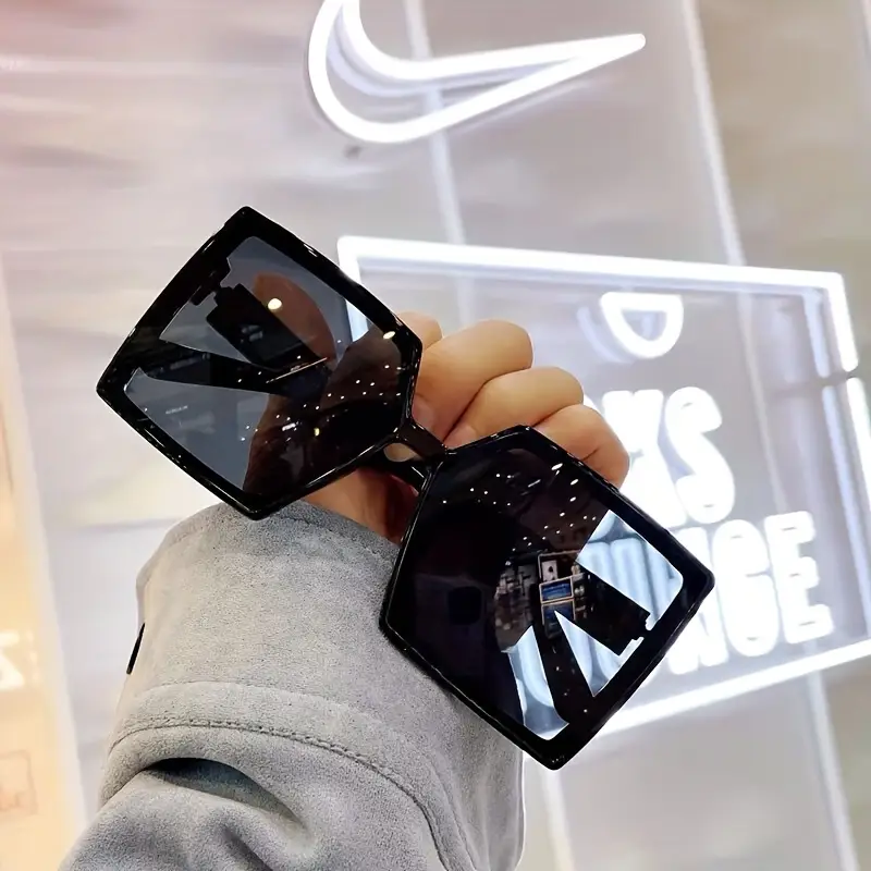 Belles Lunettes chics oversize