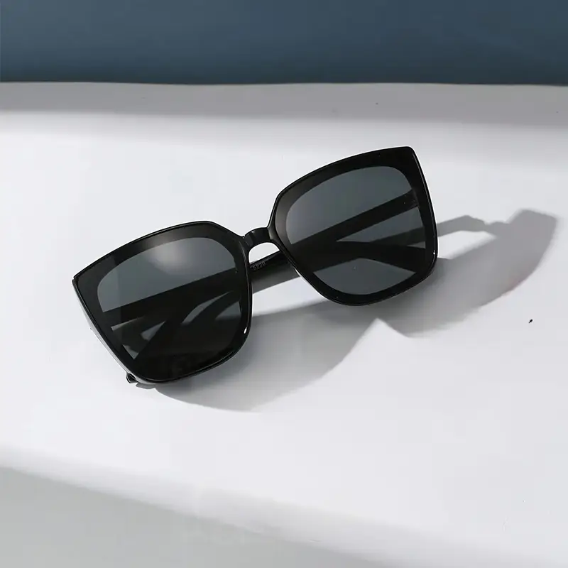 Lunettes luxe Cateyes dorure 423 – Image 2